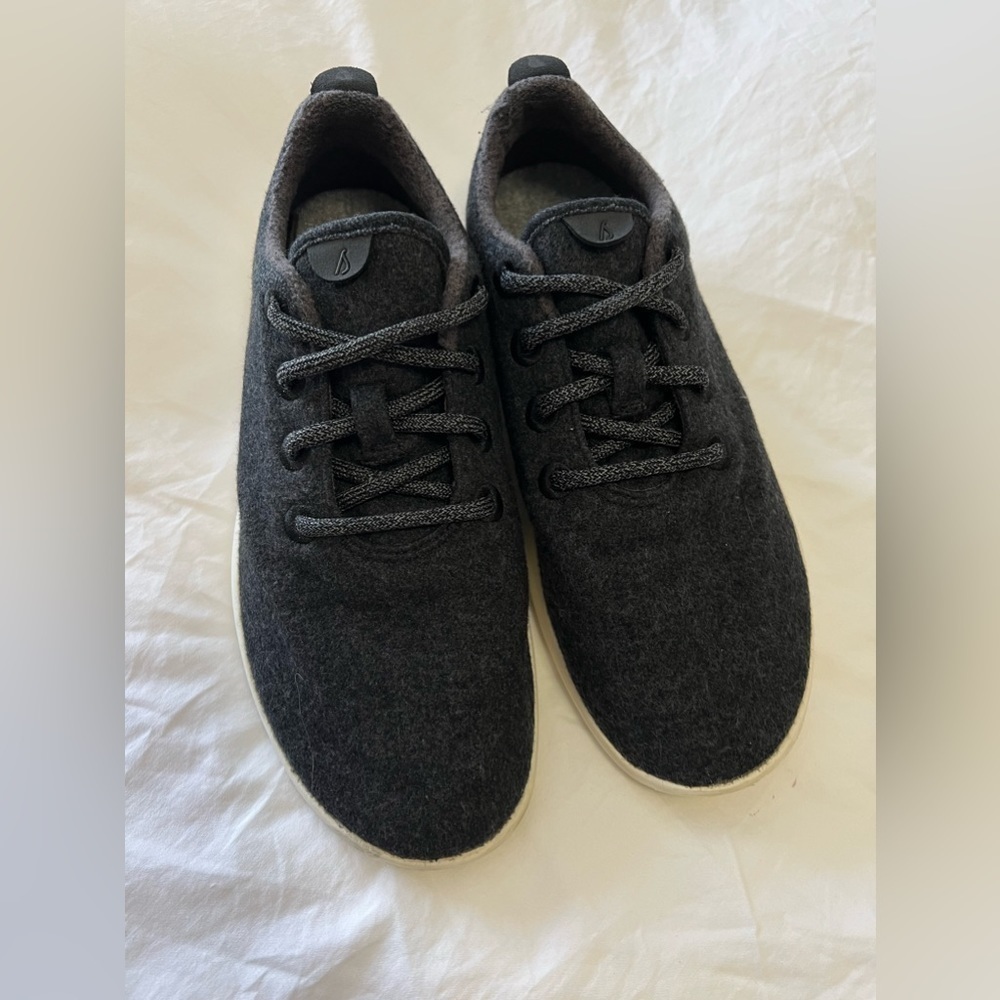 ALL BIRDS Wool Runners Black/Grey Women’s SZ 9 Athletic Sneakers.